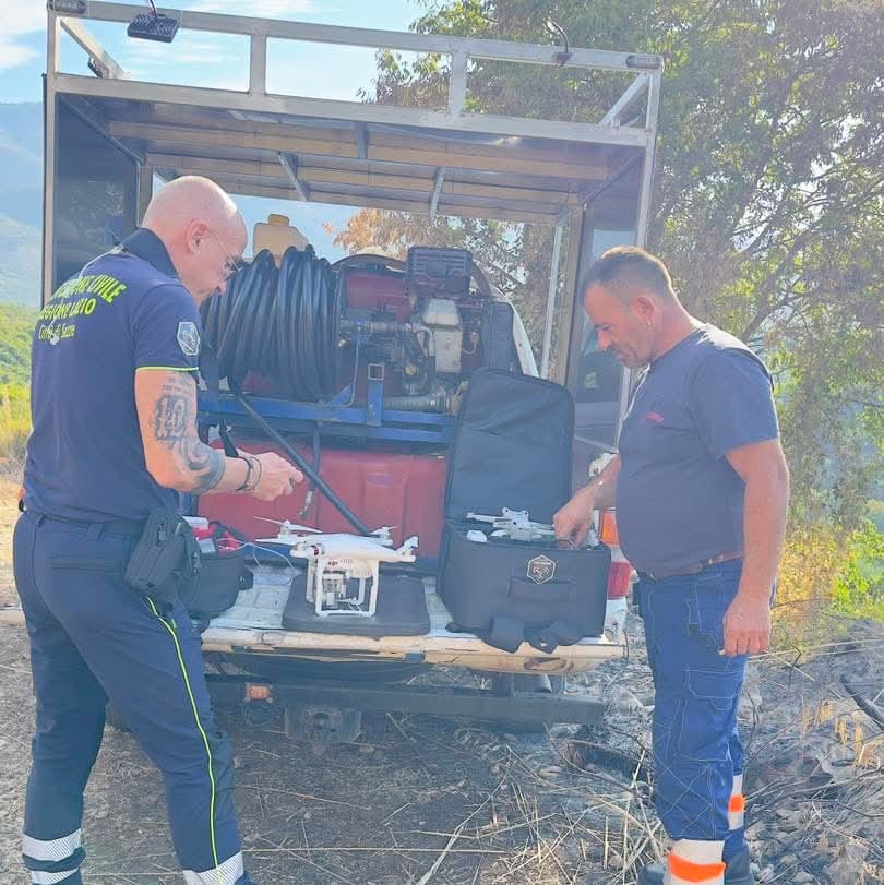 Preparazione drone per operazioni di ricerca